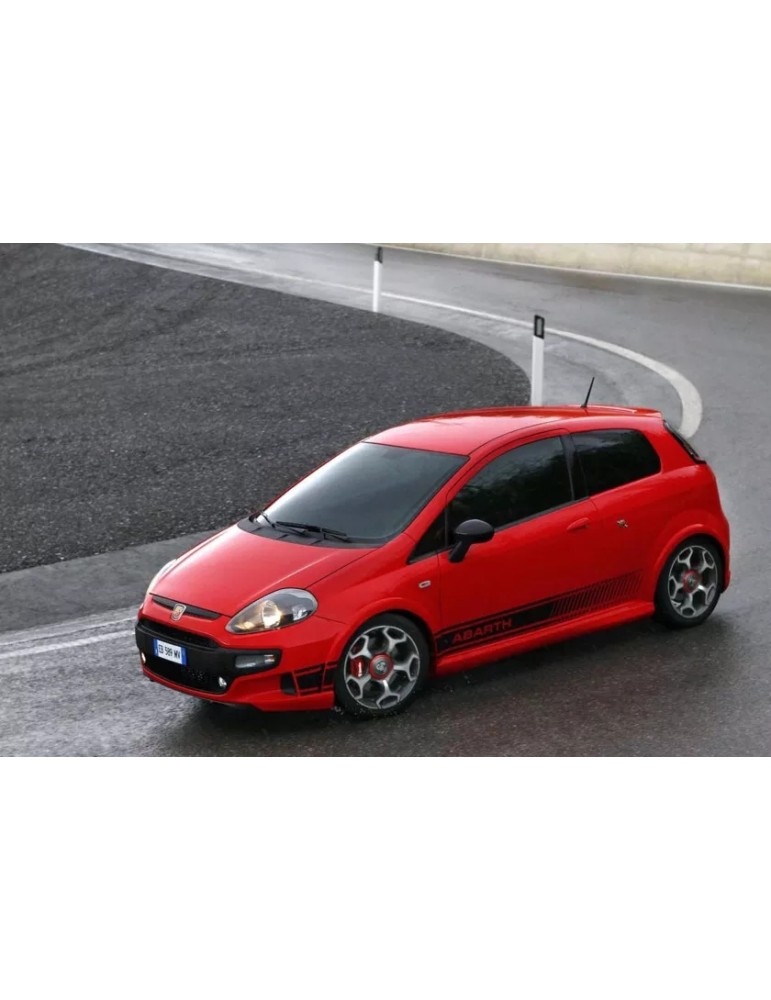 UNE FIAT GRANDE PUNTO ESSENCE (2005-2010)