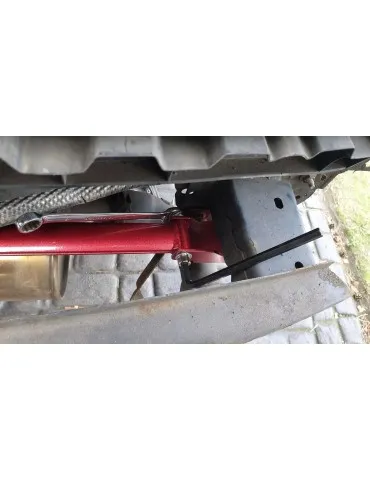 Barre anti rapprochement Inférieur  Arrière Ford Focus 2 Standard et ST 