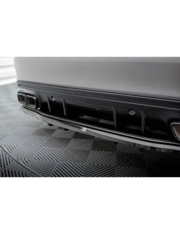 Diffuseur central Arrière (avec une barre verticale) MERCEDES-AMG C63 Sedan / Estate W205 Facelift - Maxton