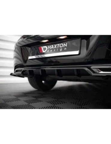 Diffuseur central Arrière (avec une barre verticale) TOYOTA COROLLA Hatchback MK12 - Maxton