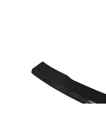 Diffuseur central Arrière AUDI A4 B9 S-LINE - Maxton