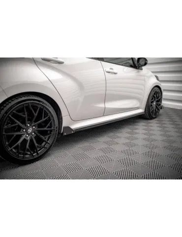 Extension / Rajout de Bas de caisse V.1 + Ailerons TOYOTA YARIS Mk4 - Maxton