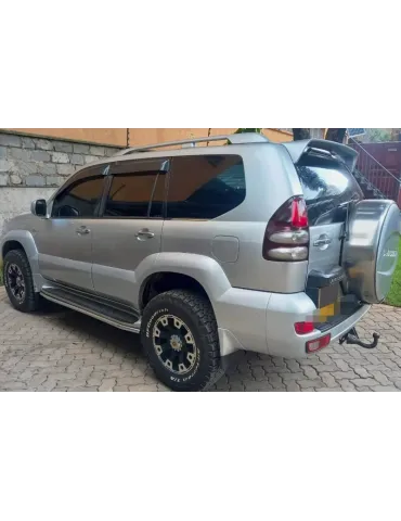 Aileron / Becquet / Spoiler Toyota Land Cruiser J12, 120 125 2002 - 2010
