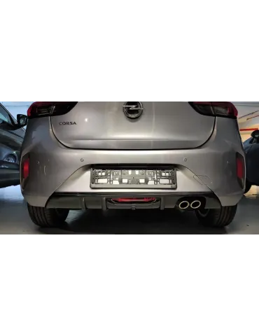 Diffuseur arrière avec double échappement Opel Corsa F GS-Line 2019 - 202x