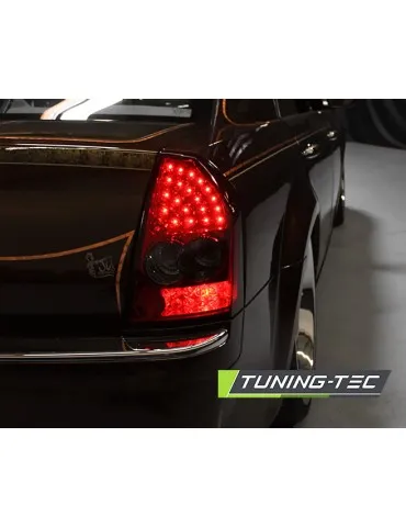 Feux arrière à LED fumés rouges pour CHRYSLER 300C 05-08
