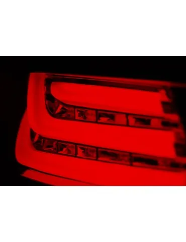 Feux arrière à LED fumés rouges pour BMW E60 03.07-12.09