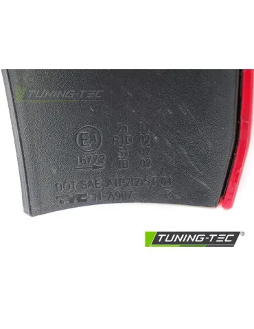 Feux arrière fumés rouges pour BMW E90 05-08