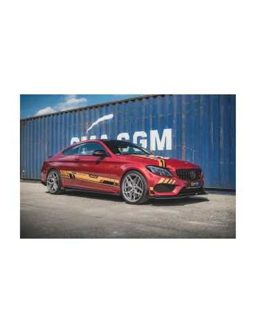 Rajouts de bas de caisse avec flaps Mercedes-AMG C43 Coupé noir mat