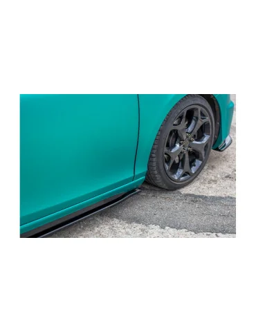 Rajouts de bas de caisse Volvo V40 R-Design noir brillant