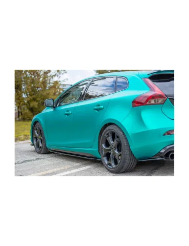 Rajouts de bas de caisse Volvo V40 R-Design noir brillant