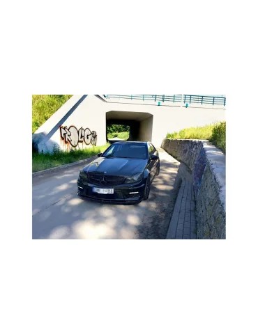 Lame avant Mercedes C63 AMG W204 / S204 restylée noir brillant