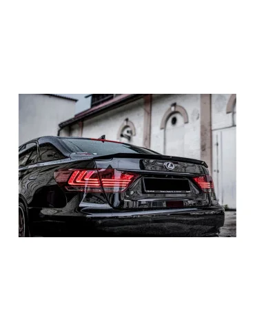Extension de becquet Lexus LS IV XF40 restylée noir brillant