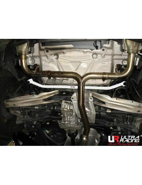 Pièce de renfort Infiniti Q30 Sport et Mercedes CLA C117